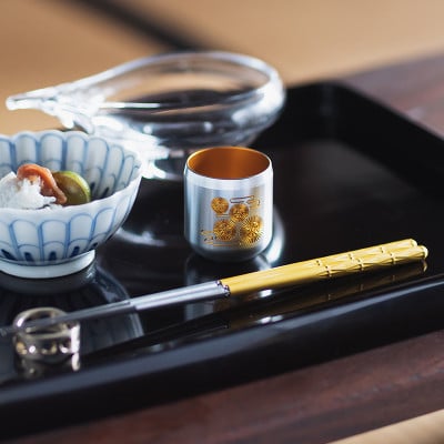 お箸-華[菊]1膳セット(箸置き、木箱付き)