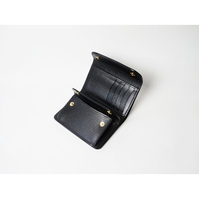 WILDSWANS(ワイルドスワンズ)中型三つ折り財布・BYRNE　黒