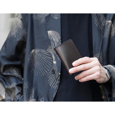 WILDSWANS サドルプルアップ ADLER(ブラック)