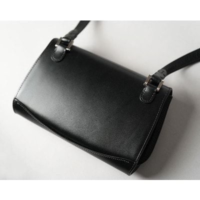 WILDSWANS　サドルプルアップ　RETRA　ブラック