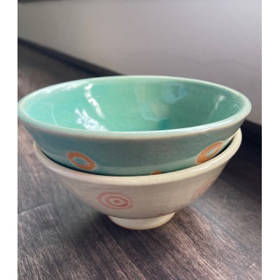 【さとふる限定】【陶器】丸模様茶碗　ペア　2色(白、ブルー各1)