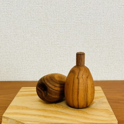 木のおもちゃ　びわの実(小)