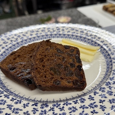 本場英国の贅沢アフタヌーンティーセット(スコーン・焼き菓子2種・ジャム・クロテッドクリームのセット)