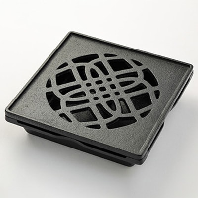 くわな鋳物の蚊やり器　花模様