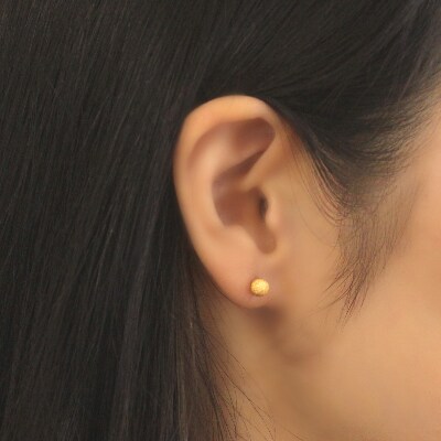 【山梨県】【ジュエリー】K18 Stardust/スターダスト ピアス