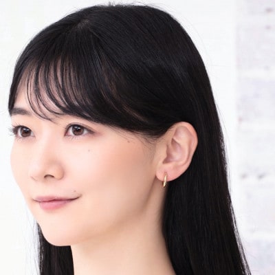 【山梨県】【ジュエリー】K18 Moon/ムーン 3×15 ピアス
