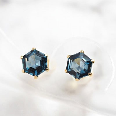 【山梨県】【ジュエリー】K18 London blue topaz Hexa/ロンドンブルートパーズ