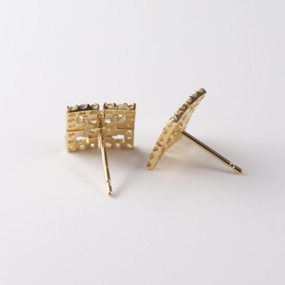 【山梨県】【ジュエリーK18】 square/スクエア ピアス