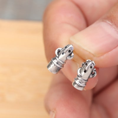 【縄文アクセサリーDo_goods】SV925製コメ踊る埴輪ピアス　700-094