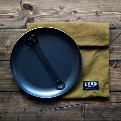 LEAPSTEEL 取っ手がとれる鉄フライパン3点セット ケース付(カーキ)キャンプ用品