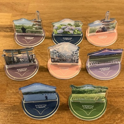 課題解決型地域活性化富士山オリジナルアイテム 缶バッジ8個・スタンド1個・キーホルダー1個