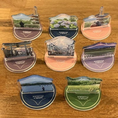 課題解決型地域活性化富士山オリジナルアイテム 缶バッジ6個・スタンド6個・キーホルダー8個