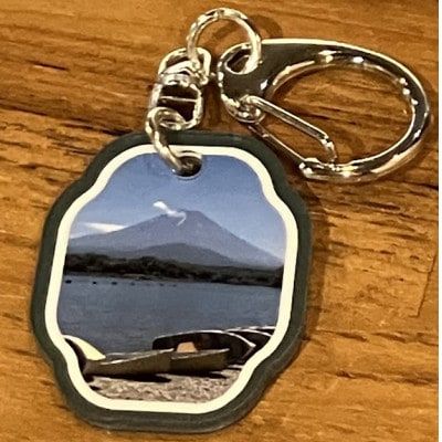 課題解決型地域活性化富士山オリジナルアイテム 缶バッジ6個・スタンド8個・キーホルダー6個