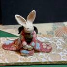 陶芸うさぎ　手作り1点もの!(振袖うさぎ)