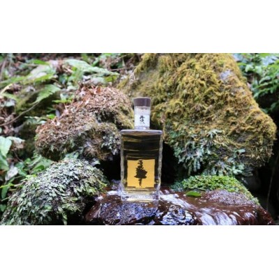 【のし付き】丹沢ブレンデットウイスキー(バーボンバレル フィニッシュザファースト)700ml×1本