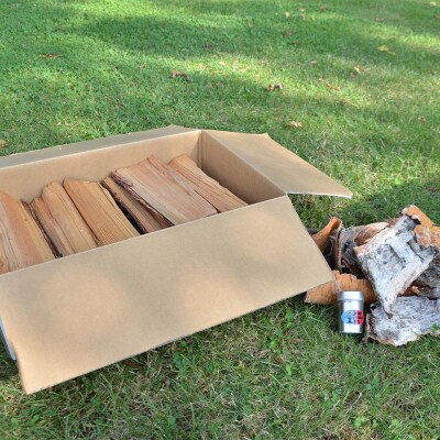 沼田町産 乾燥カラマツ薪 長さ約30cm 5kg 白樺樹皮付き キャンプ アウトドア n-0089