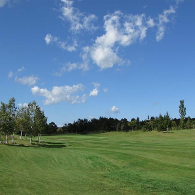 グリーンスコーレカントリー倶楽部ゴルフプレー利用券(3,000円分) n-0071