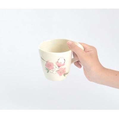 宇治笠取焼　シマエナガと花咲くほっこりマグカップ