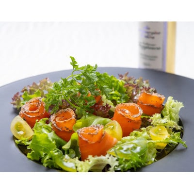 スモークサーモン片身(トラウト) 約850g