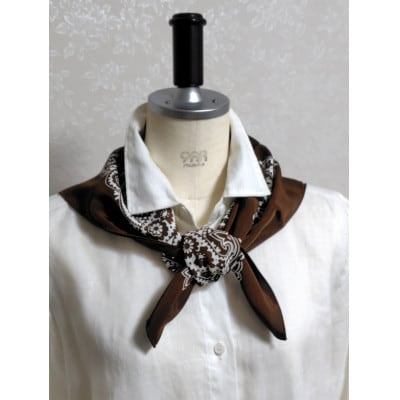 浜ちりめんシルク100%の洗濯機でも洗えるシルクスカーフ(70×70)Brown-ペイズリー柄