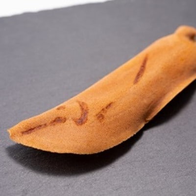 京丹波の和知川名物・鮎をモチーフにした和菓子「若あゆ」15個入り