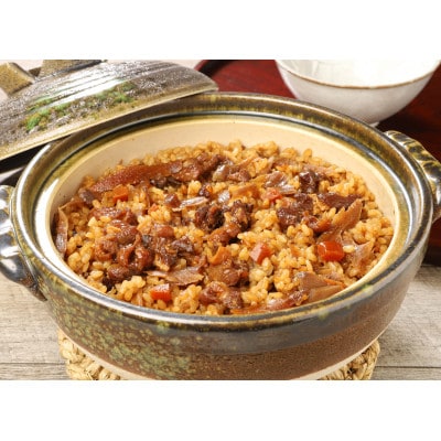 たまご屋さんのかしわ飯とやわらか親鶏カレー(合計5P) 野上養鶏場 味宝卵