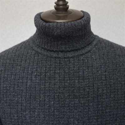 「メンズニット」ウールカシミヤコットンリブタートルネックセーター(チャコールグレー)M 五泉ニット