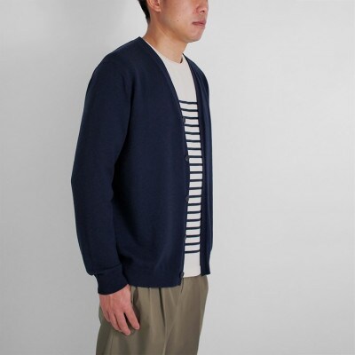 カシミヤ100%メンズVネックカーディガンLサイズ(ネイビー)