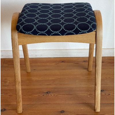 ラビーダオリジナルスツール　ブルーベリー(濃紫系)/ナラ材