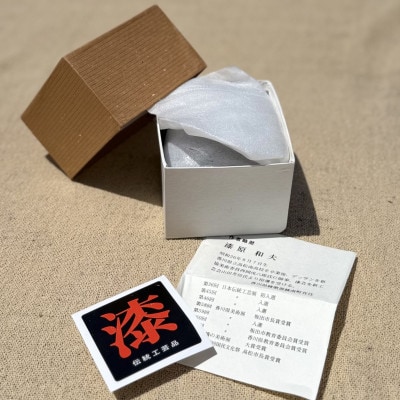 【香川漆器】手彫ペーパーウエイト　ふくろう