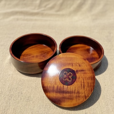 【香川漆器】18cm二段丸重箱　橘花文