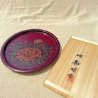 【香川漆器】36cm丸盆　掻取文ぼたん後藤塗(木箱入)