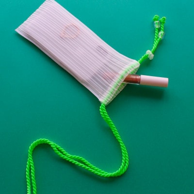 香川県産 プリーツ ポシェット・ストライプ[グリーン1点]　軽やかで上品な透け感のあるサコッシュ