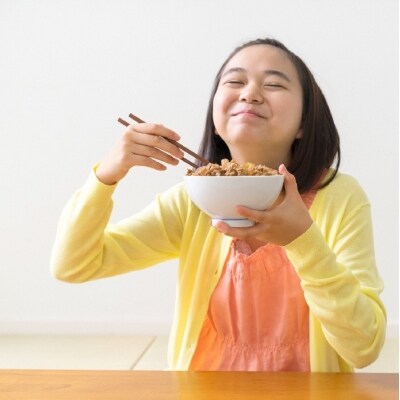 【1ヶ月待ち】淡路牛の切り落とし1.2kg(300g×4パック):BY64