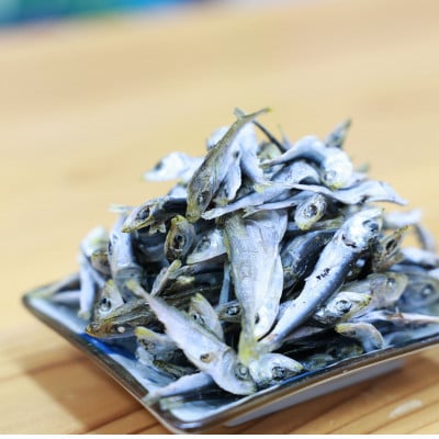【京都府伊根町】じゃこ(混ぜり煮干し) 2kg 専用箱入り