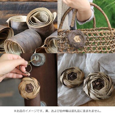 ノワローズペアペンダント白大輪【天然山形県産で手作り】　アトリエかおる