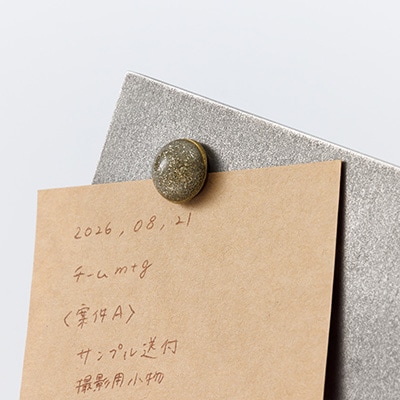 金型屋が作るアイアン雑貨　メモスタンド