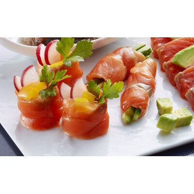 スモークサーモン(スライス加工) | ふるさと納税のお礼品