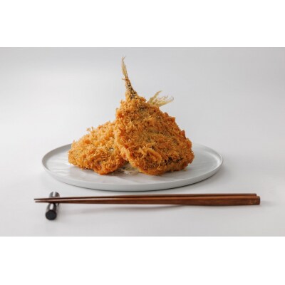 <定期便・全3回>究極のクラフトアジフライ『鯵王』ホワイトラベル(計4枚×3回・計12枚)