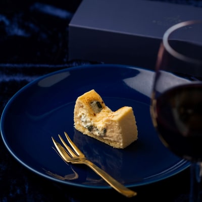 生ブルーチーズケーキAo(青)&Koi Ao(濃い青) 食べ比べ2本セット