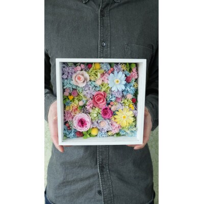 プリザーブドフラワー　春色のフレームアレンジメント