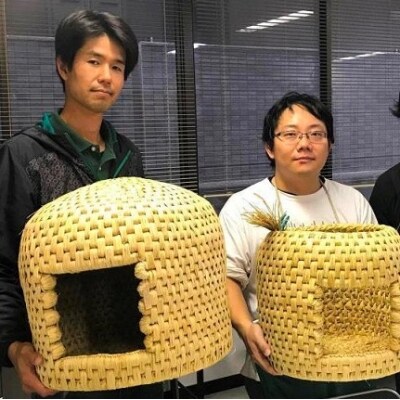 栽培期間中農薬・肥料不使用の稲藁でできた猫ちぐら_HA0736