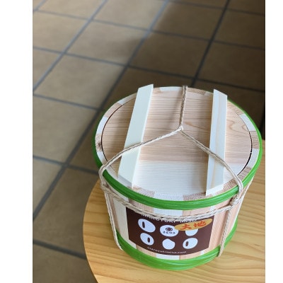 まるゆき手作り味噌大地4kg木樽入り