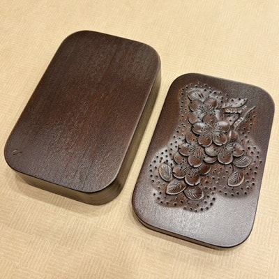 忘れ知らずの卓上ピルケース(軽井沢彫)