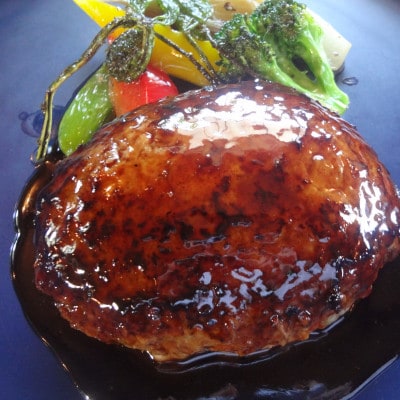 イタリア料理店のシェフが本気で作った上州牛のハンバーグと赤城牛スジ肉のカレー詰め合わせ
