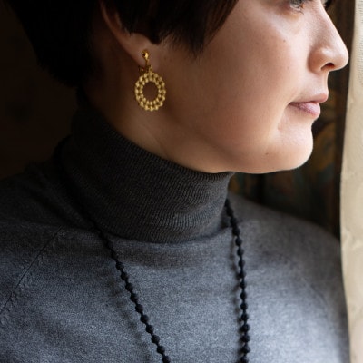 刺繍イヤリング　ドイリーイヤリング(ゴールド)