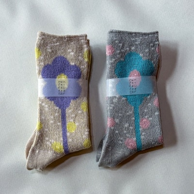 【ezu】flower jacquard socks / グレー◆靴下◆おしゃれ◆立体感