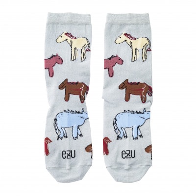【ezu】horses chattering socks　◆靴下◆おしゃれ◆ジャガード編み◆お馬