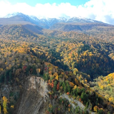 北海道十勝 絶景 大自然の至宝を空から 貸切3名まで どこよりも早い紅葉時期がおススメ お礼品詳細 ふるさと納税なら さとふる