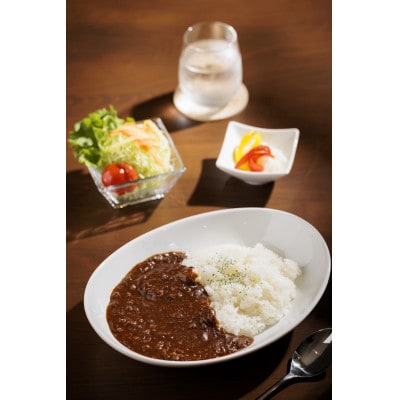 【十勝産A5黒毛和牛肉使用】北海道産原料100%で作った洋風和牛カレー180g×5個